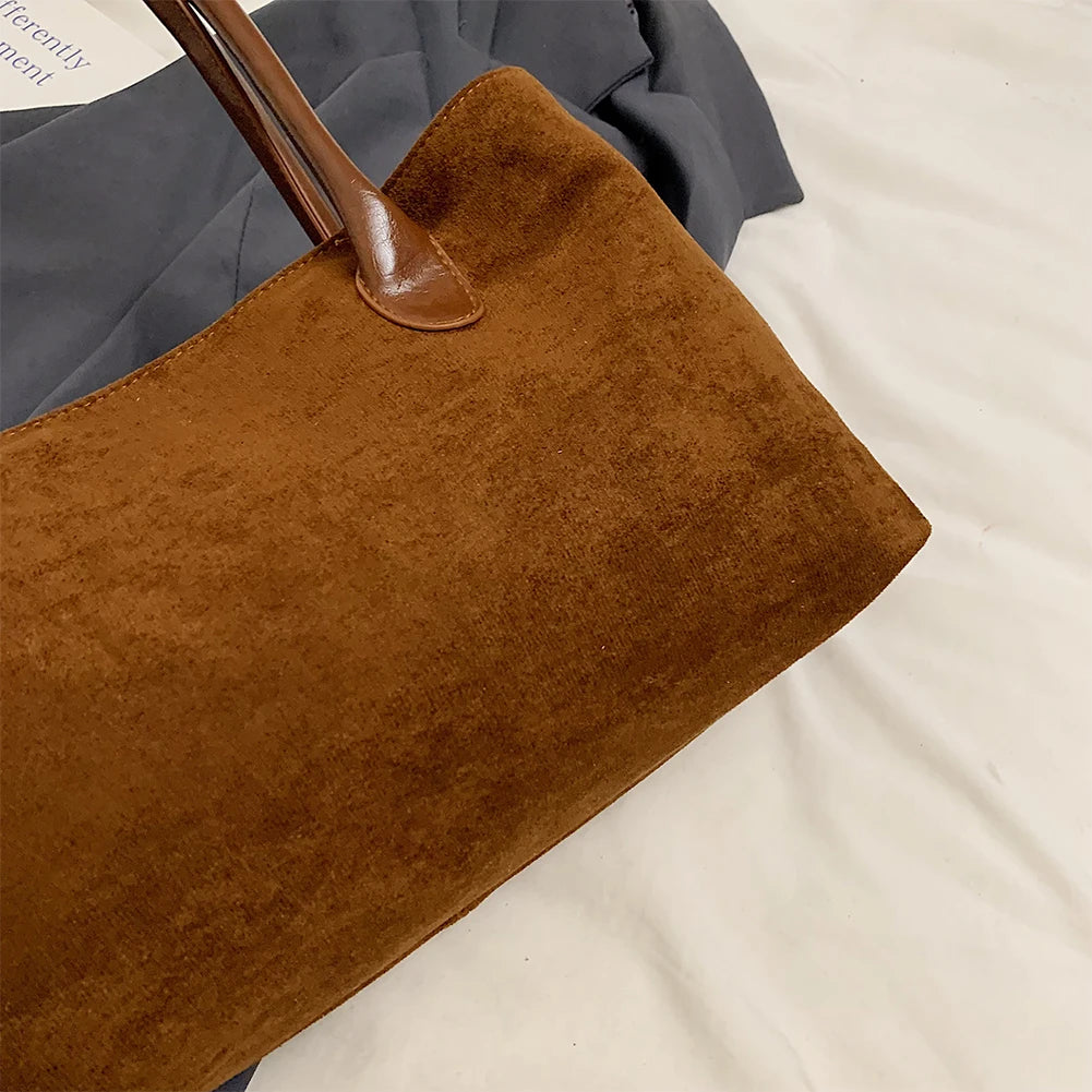 Women PU Fashion Shoulder Bag Solid Color Stylish Shoulder Purse Hasp Closure Simple Commuting Bag Travel Hobo Bag